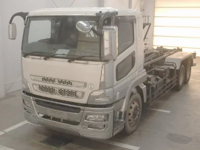 MITSUBISHI FUSO