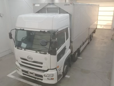 NISSAN UD