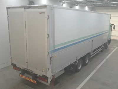 MITSUBISHI FUSO