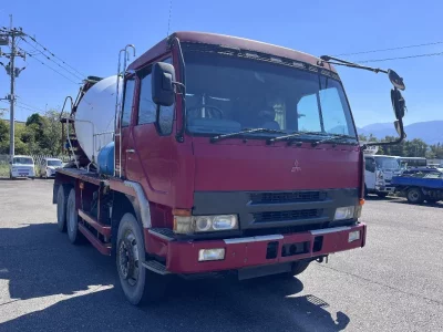 MITSUBISHI FUSO