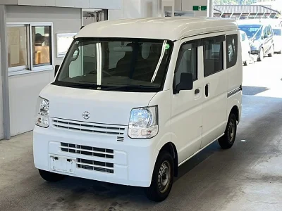 NISSAN CLIPPER VAN