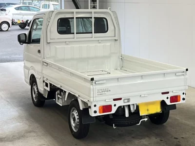 NISSAN CLIPPER TRUCK