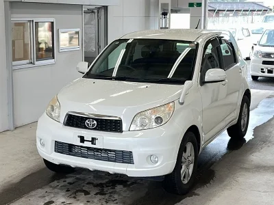 TOYOTA RUSH