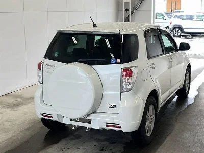 TOYOTA RUSH