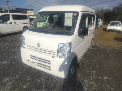 NISSAN CLIPPER VAN