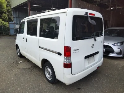 TOYOTA TOWN ACE VAN