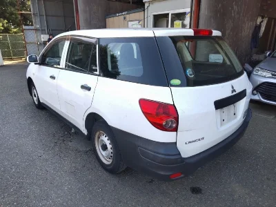MITSUBISHI LANCER VAN