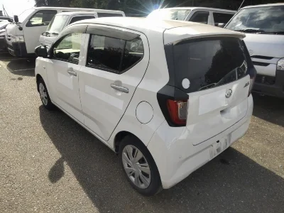 DAIHATSU MIRA E S