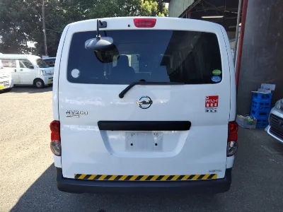 NISSAN NV200
