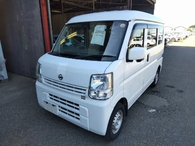NISSAN CLIPPER VAN