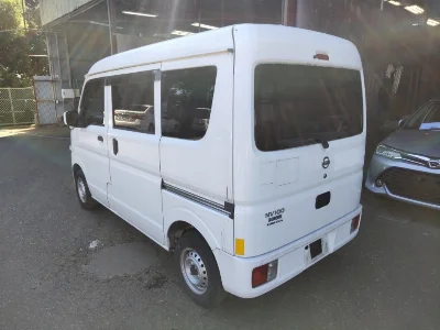 NISSAN CLIPPER VAN