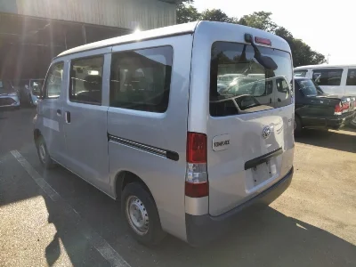 TOYOTA TOWN ACE VAN