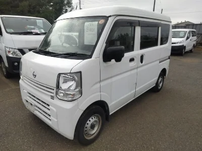 NISSAN CLIPPER VAN