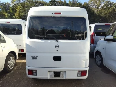 NISSAN CLIPPER VAN