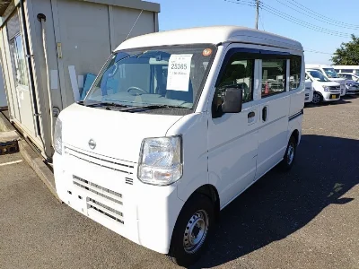 NISSAN CLIPPER VAN
