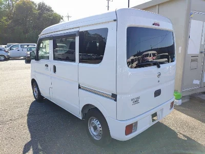 NISSAN CLIPPER VAN