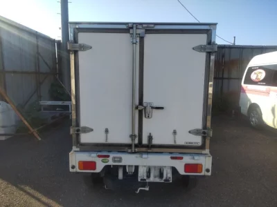 NISSAN CLIPPER TRUCK