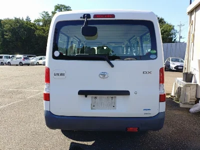 TOYOTA LITE ACE VAN