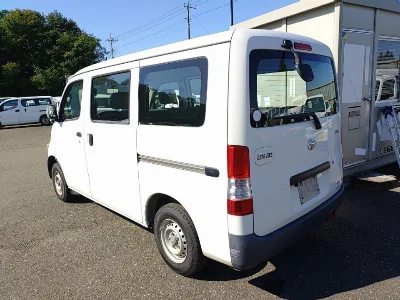 TOYOTA LITE ACE VAN
