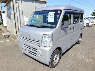 NISSAN CLIPPER VAN