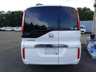 HONDA STEP WAGON