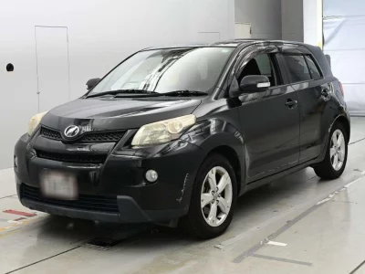 TOYOTA IST