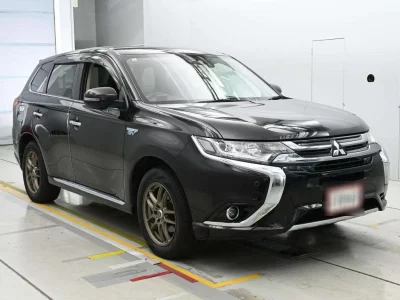 MITSUBISHI OUTLANDER PHEV