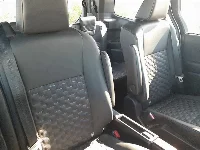 Цена авто Toyota Voxy с аукционов Японии, номер кузова ZWR90W, пробег 37 000, оценка 7