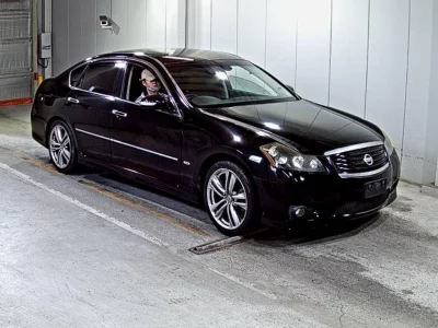 NISSAN FUGA