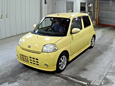 DAIHATSU ESSE