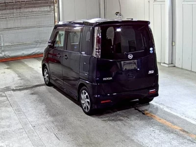 NISSAN ROOX