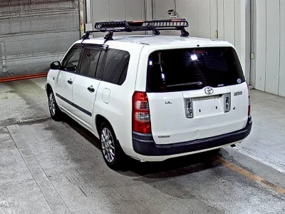 TOYOTA SUCCEED