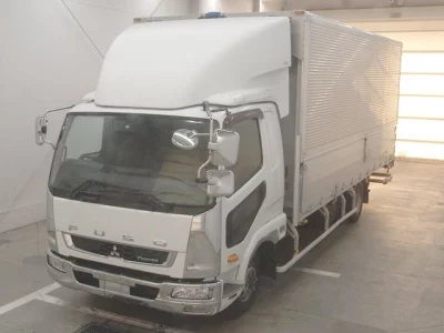 MITSUBISHI FUSO FIGHTER