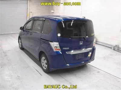 HONDA FREED