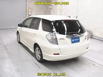 HONDA FIT SHUTTLE