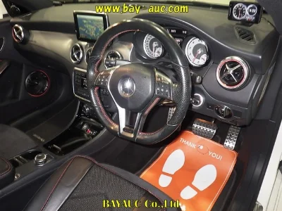 MERCEDES BENZ CLA