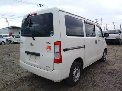 TOYOTA TOWN ACE VAN