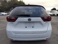 Цена авто Honda Fit с аукционов Японии, номер кузова GR3, пробег 41 000, оценка 