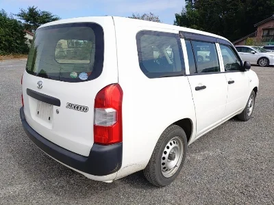 TOYOTA SUCCEED