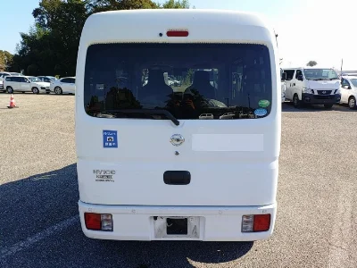 NISSAN CLIPPER VAN