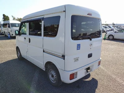 NISSAN CLIPPER VAN