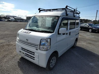 NISSAN CLIPPER VAN