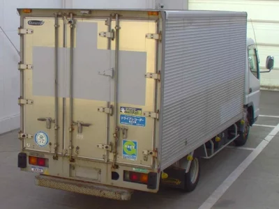 MITSUBISHI CANTER