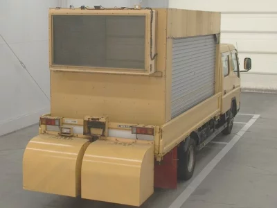 MITSUBISHI CANTER