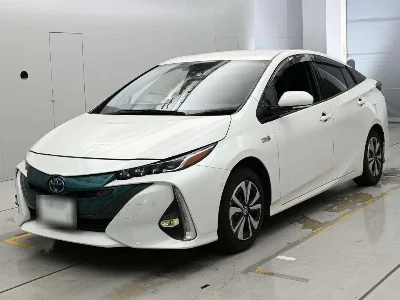 TOYOTA PRIUS PHV
