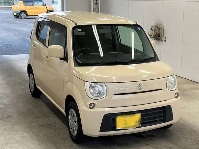 SUZUKI MRWAGON