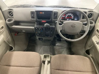 NISSAN CLIPPER VAN