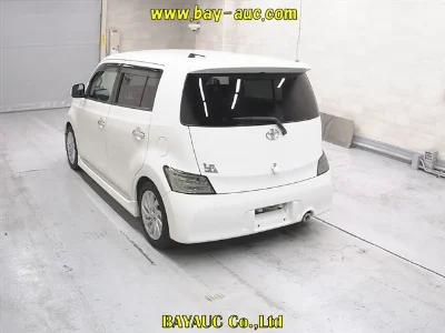 TOYOTA BB