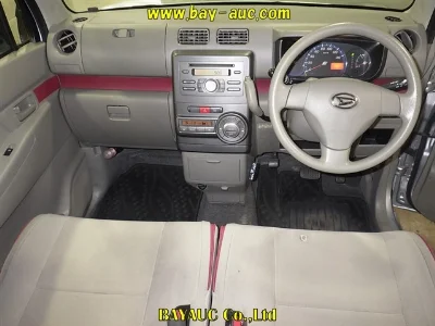 DAIHATSU MOVE CONTE