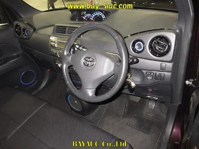 TOYOTA BB